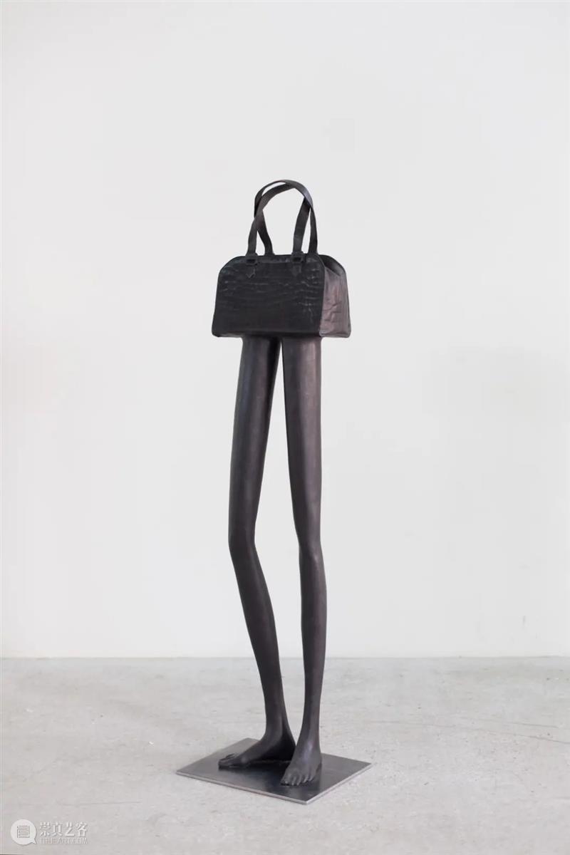 艺术家 | 欧文·沃姆 Erwin Wurm 博文精选 Thaddaeus Ropac 欧文 沃姆 Wurm 艺术家 作品 问题 雕塑 概念 日常生活 时代 崇真艺客